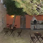 La Nevet's