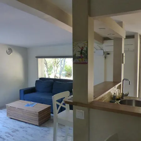 Apartman La Nevet's